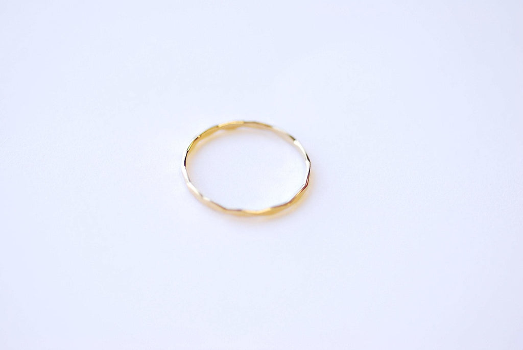 Sparkling Daisy Ring