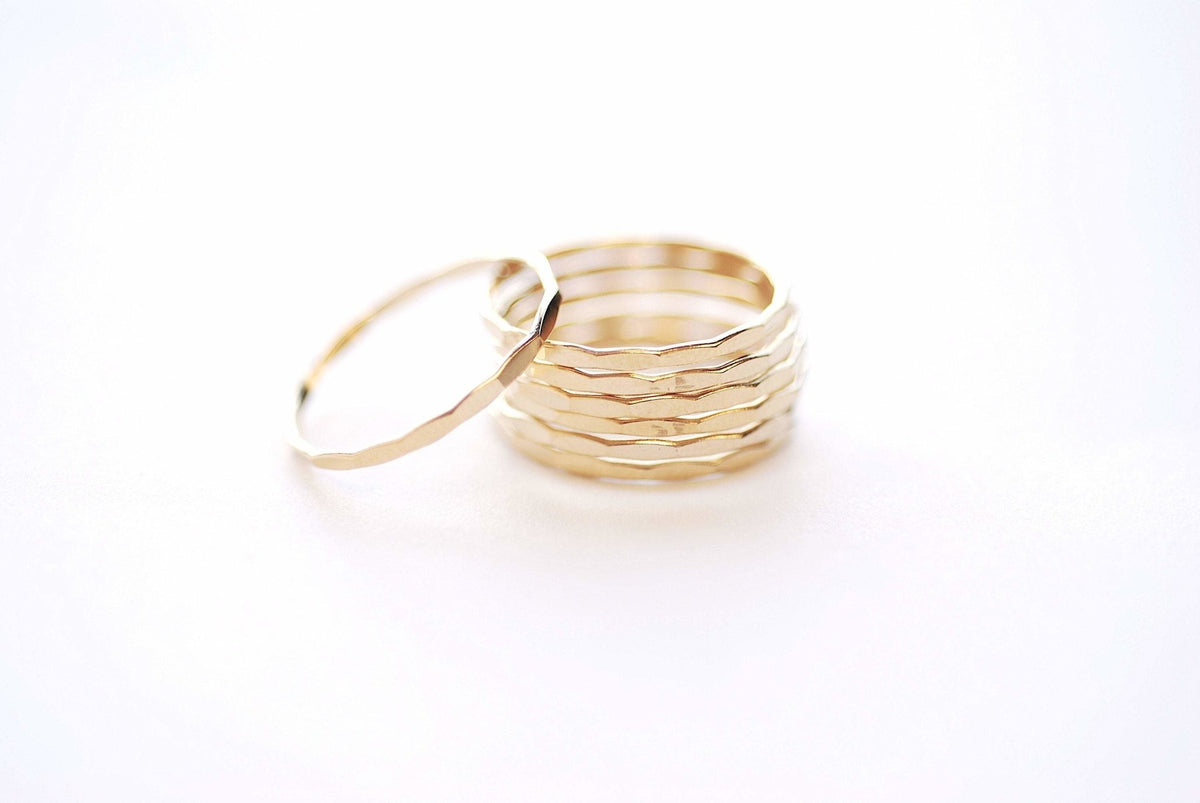 Sparkling Daisy Ring