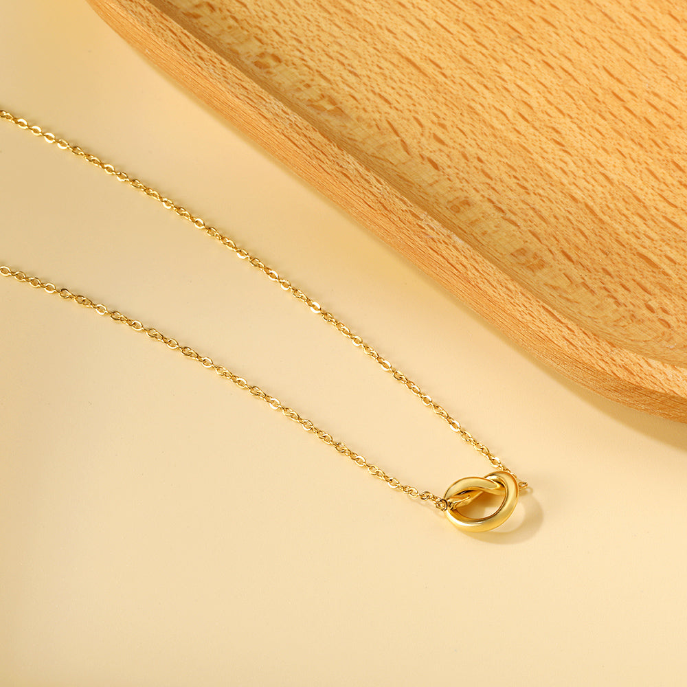Tight Knot Necklace