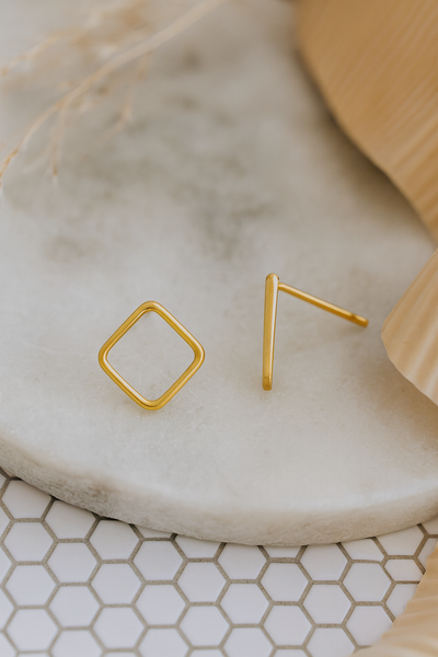 Bold Move Earrings