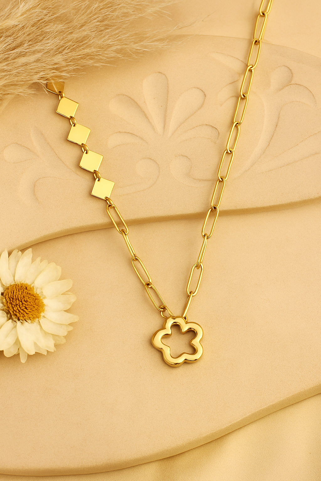 Honeydew Necklace