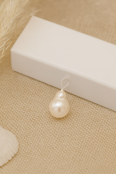 Glowing Drop Pearl Charm