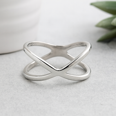 Cross Lines Ring