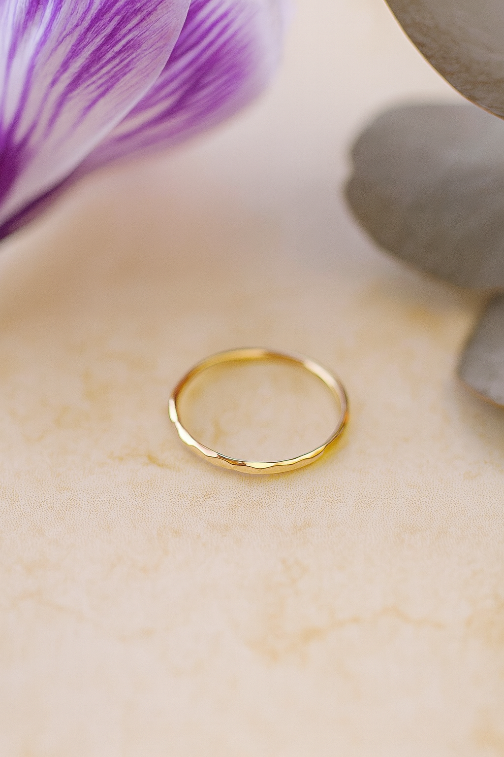 Sparkling Daisy Ring