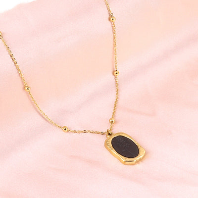 Midnight Kiss Necklace