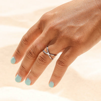 Cross Lines Ring